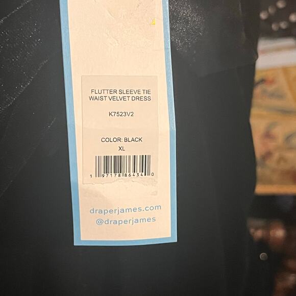 Draper James Black Velvet Flutter Sleeve Wrap Dress XL - Picture 5 of 6